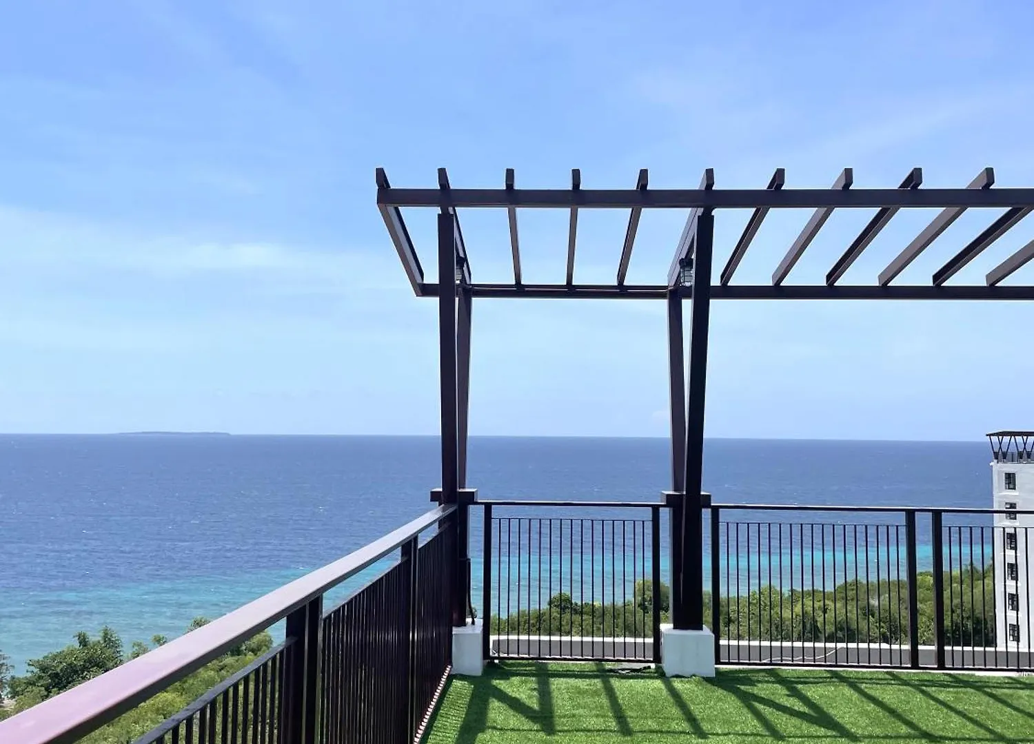 Aparthotel Sal'S Oceancrest Suite Dauis